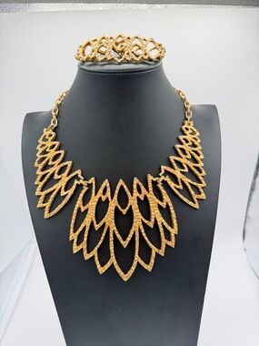 Celebrity Massive Signed Vintage Gold Tone Bib Necklace & Bracelet Set, 1960's